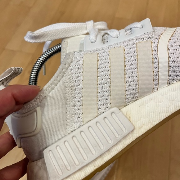 Adidas Originals NMD R1 Cloud White Gum Running - Picture 8 of 13